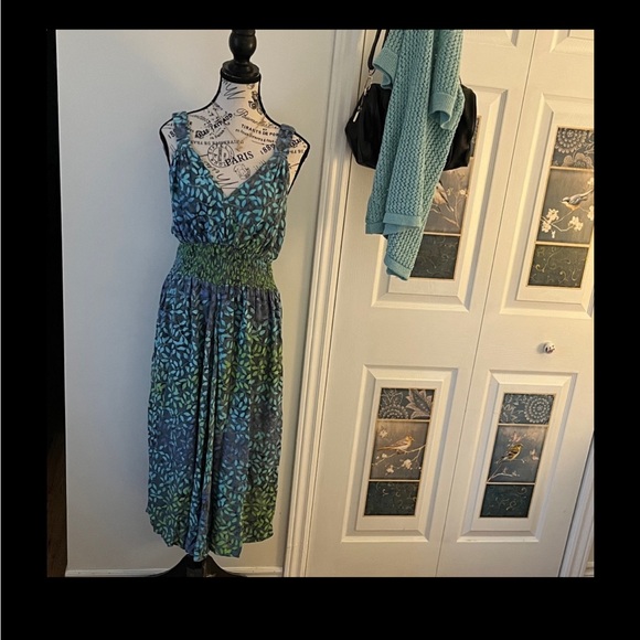 💗Bali Blue and Green Midi Dress - Picture 10 of 13